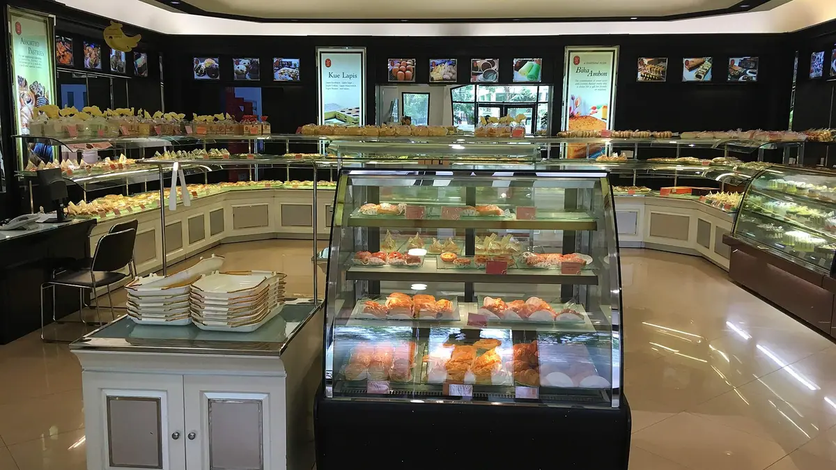 Frizzles – bakery in Andover town centre